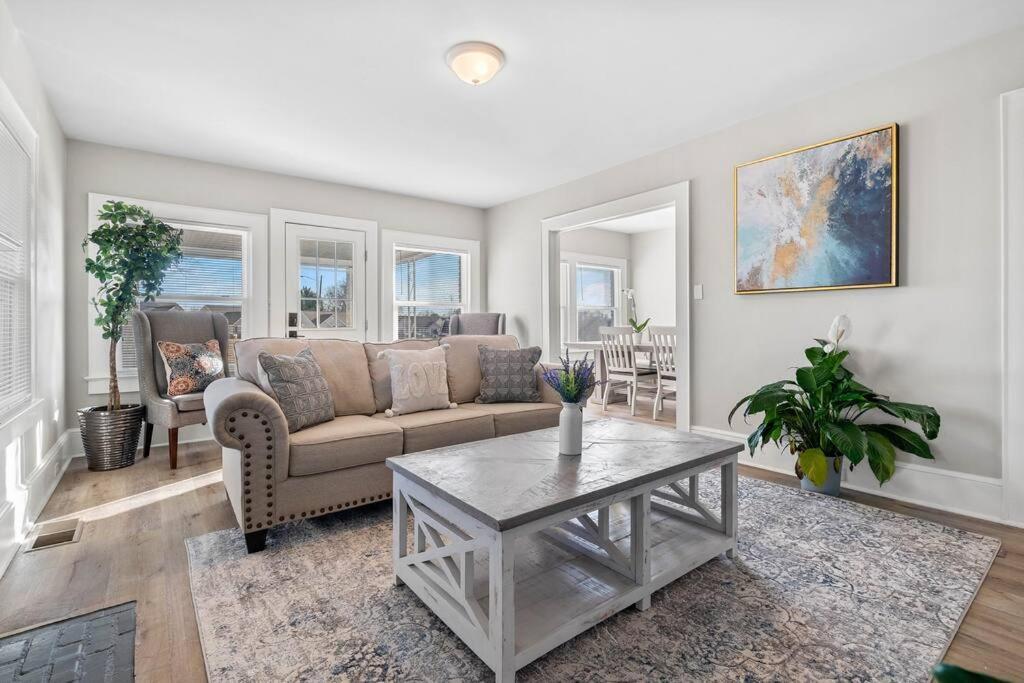 Holiday home Cozy 4b Retreat Near Uptown King Beds Sleeps 12 Charlotte