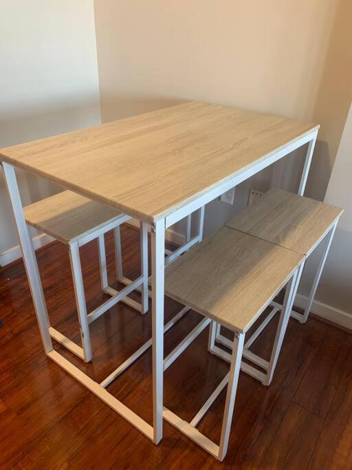 Apartment Cozy @ Nc! W/pool- Walk To Uptown *