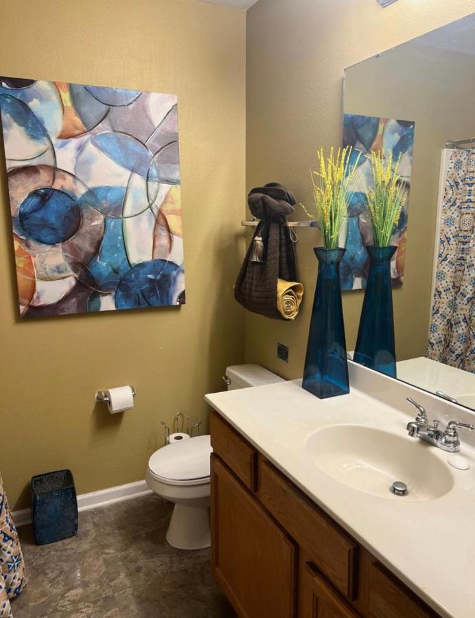 Cozy Away From Home! Apartment