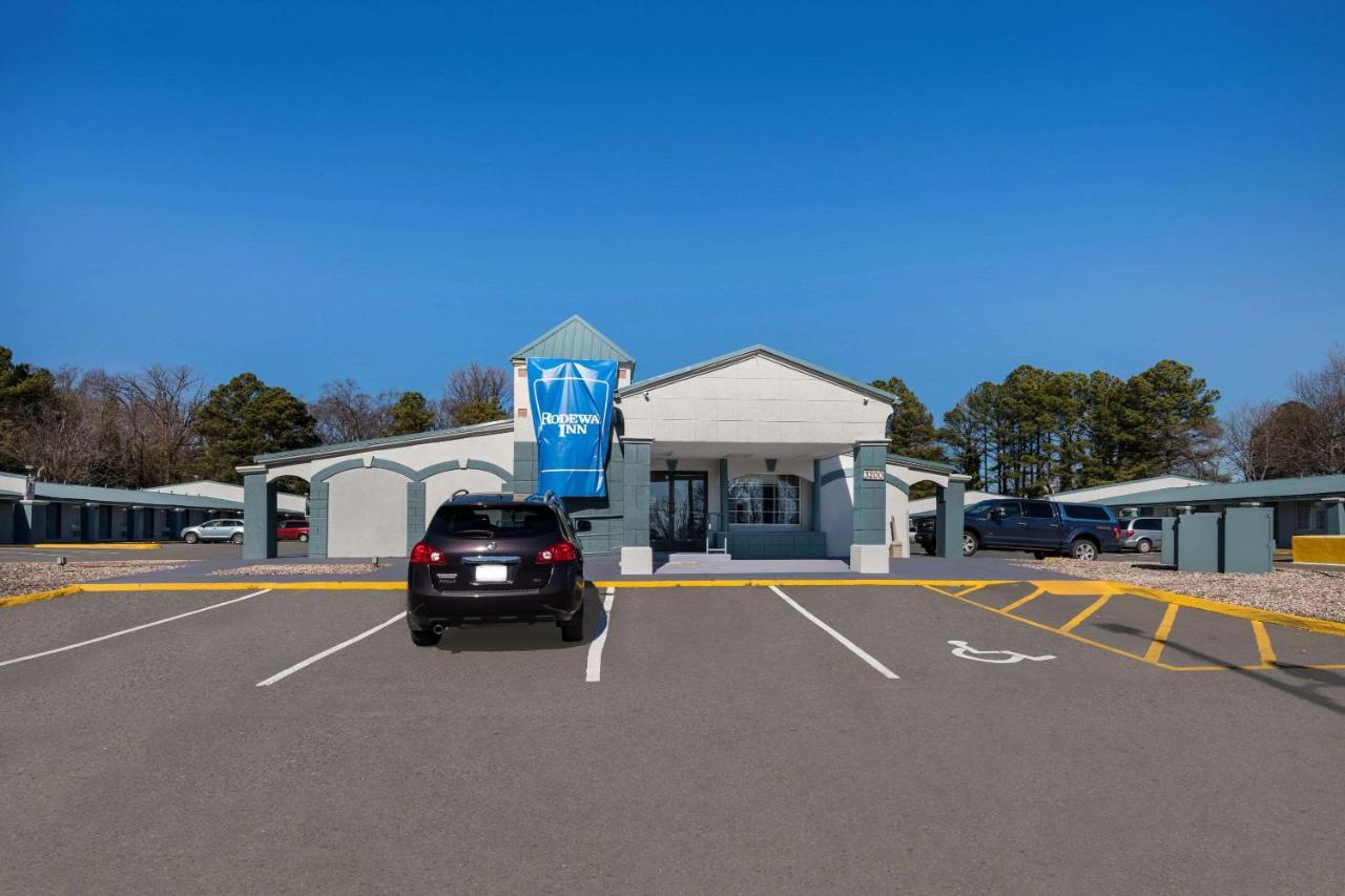 Inn Rodeway Airport Area 2*