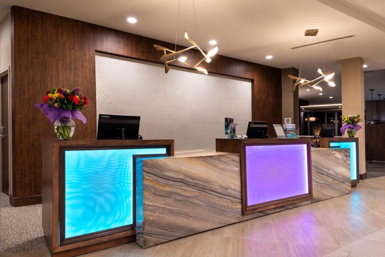 Hotel By Marriott Northlake