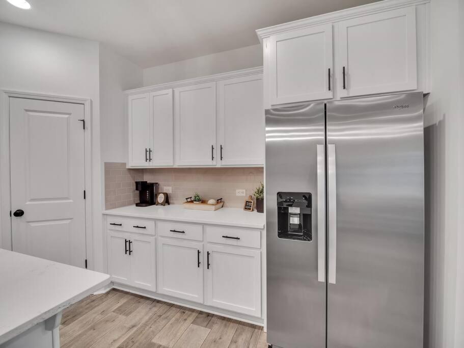 Holiday home Gorgeous New Townhome/charlotte! Charlotte