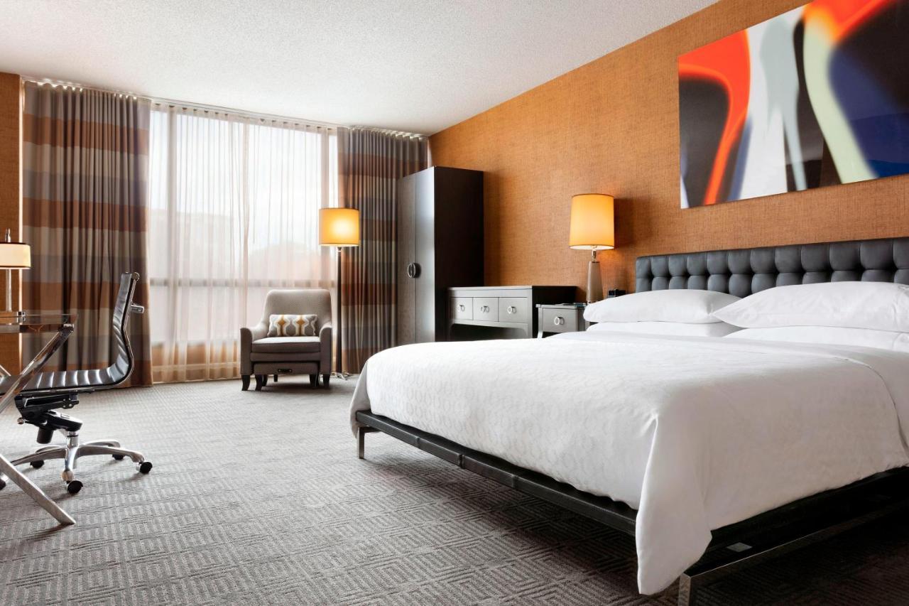 Sheraton Hotel 4*