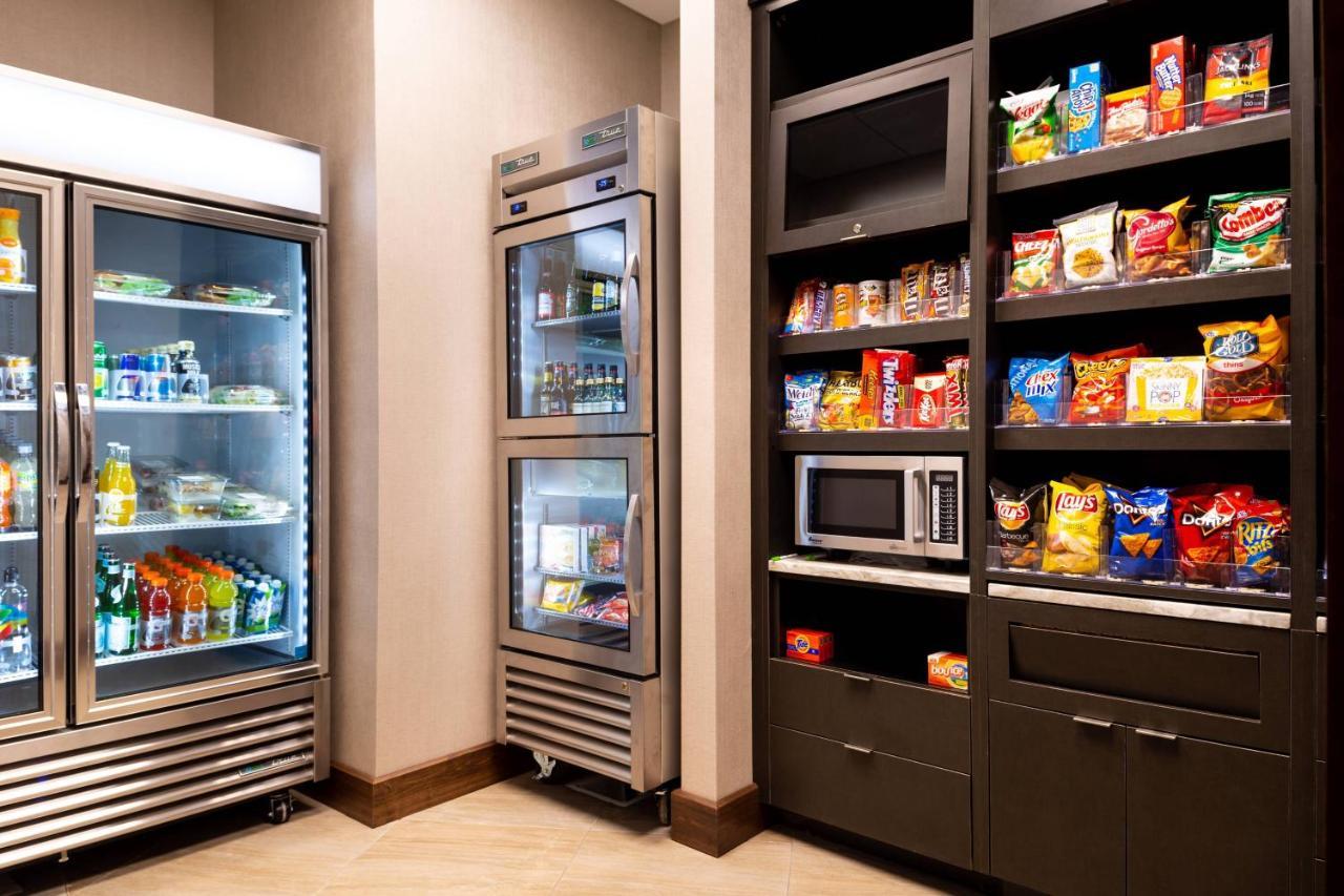 Hotel By Marriott Northlake 3*