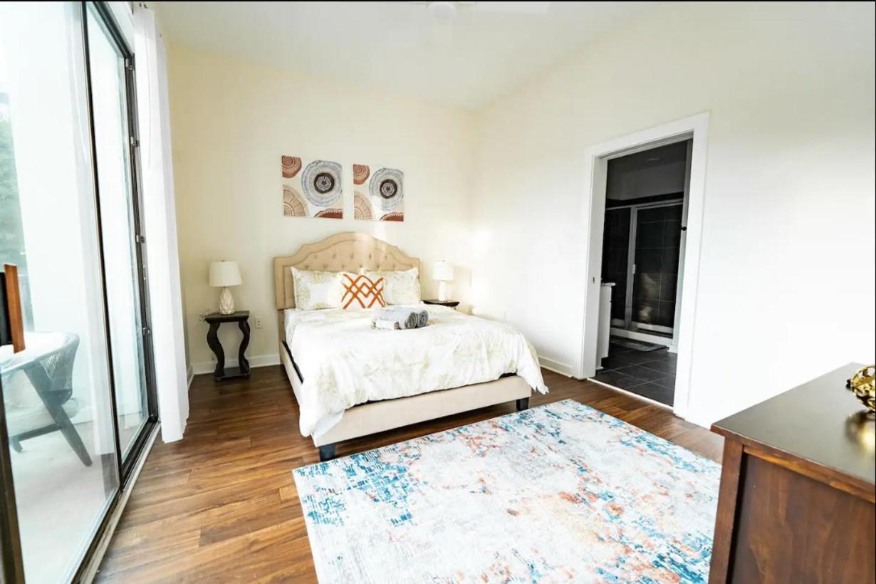 Apartment Luxury Uptown Wi-fi Gym Pool Shops Food! Apt 228 Charlotte