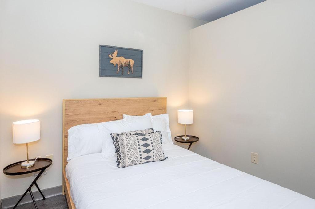 Urban 1br In Uptown Area With Gym And Balcony *