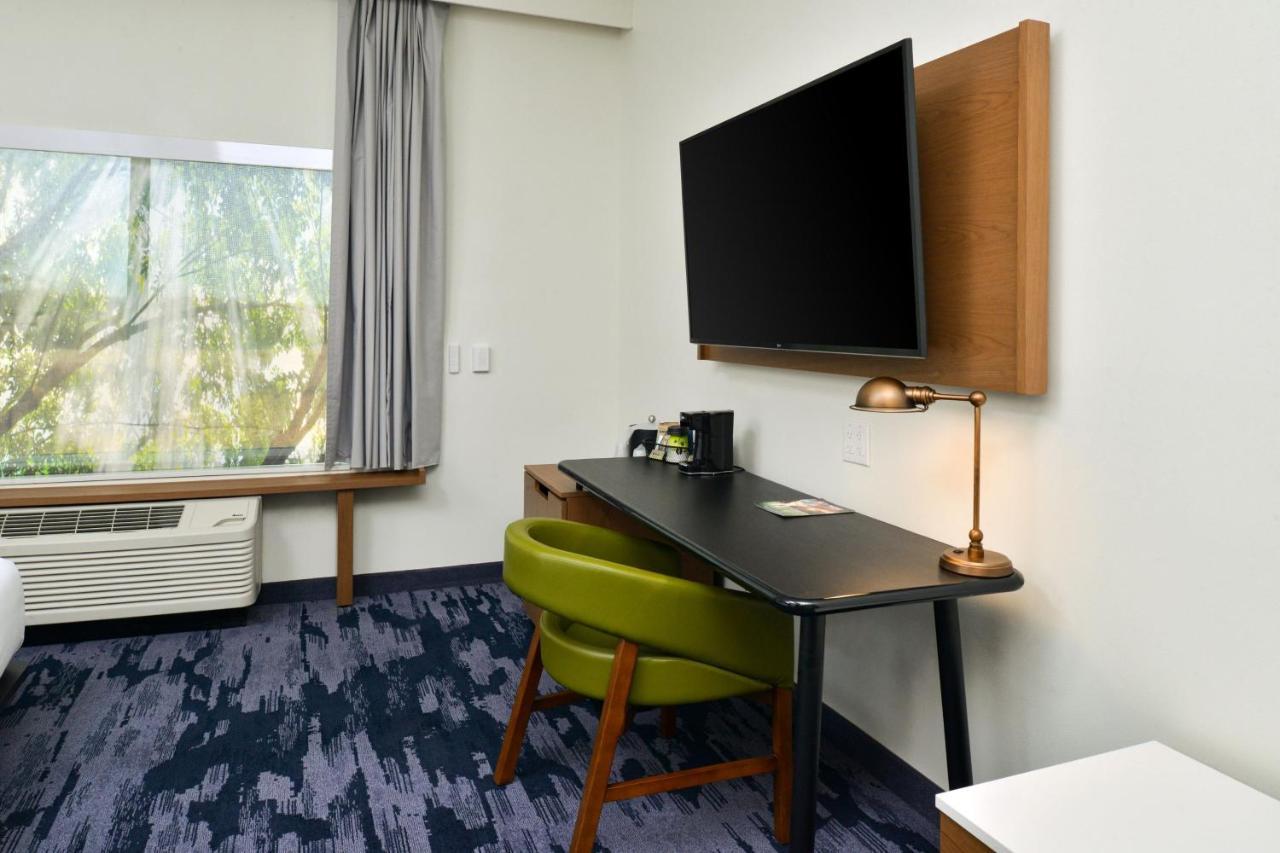 Fairfield & By Marriott Research Park 3* Charlotte