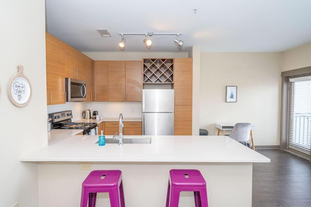 Urban 1br In Uptown Area With Gym And Balcony * Charlotte
