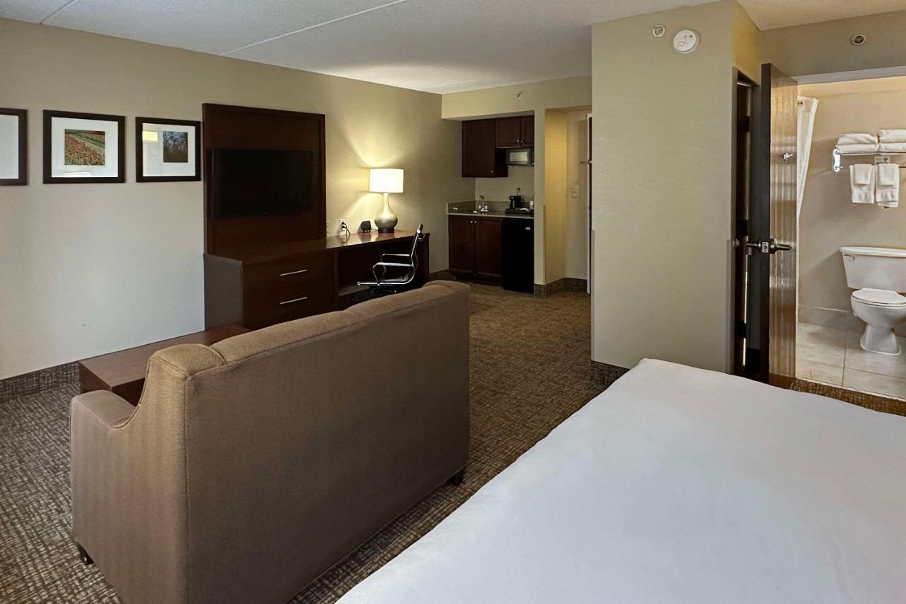 Comfort Airport Hotel