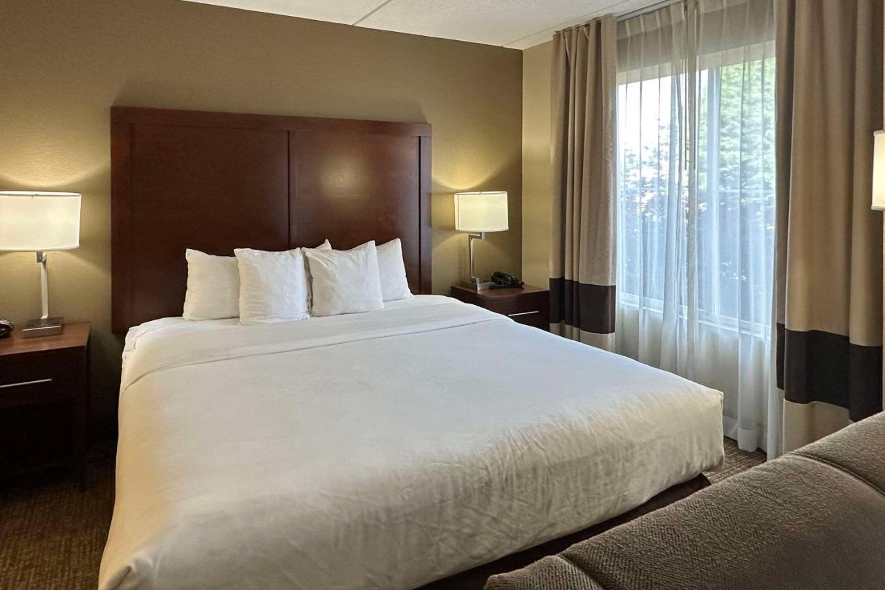Hotel Comfort Airport 3*