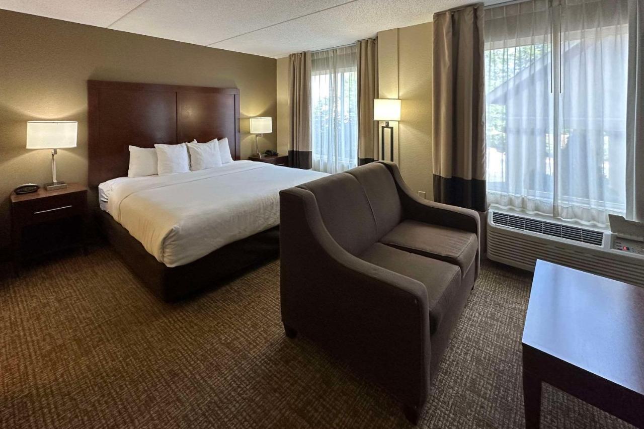 Comfort Airport Hotel 3*