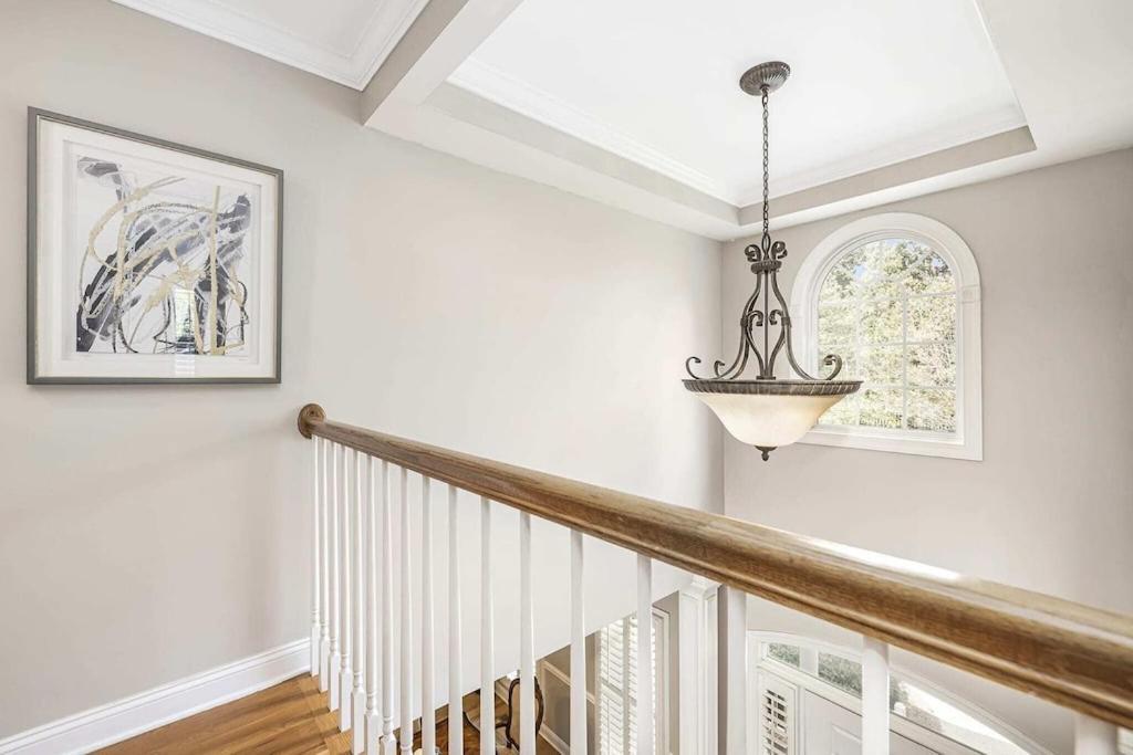 Mckee Manor- South Clt-matthews-3000 Sq Ft * Charlotte