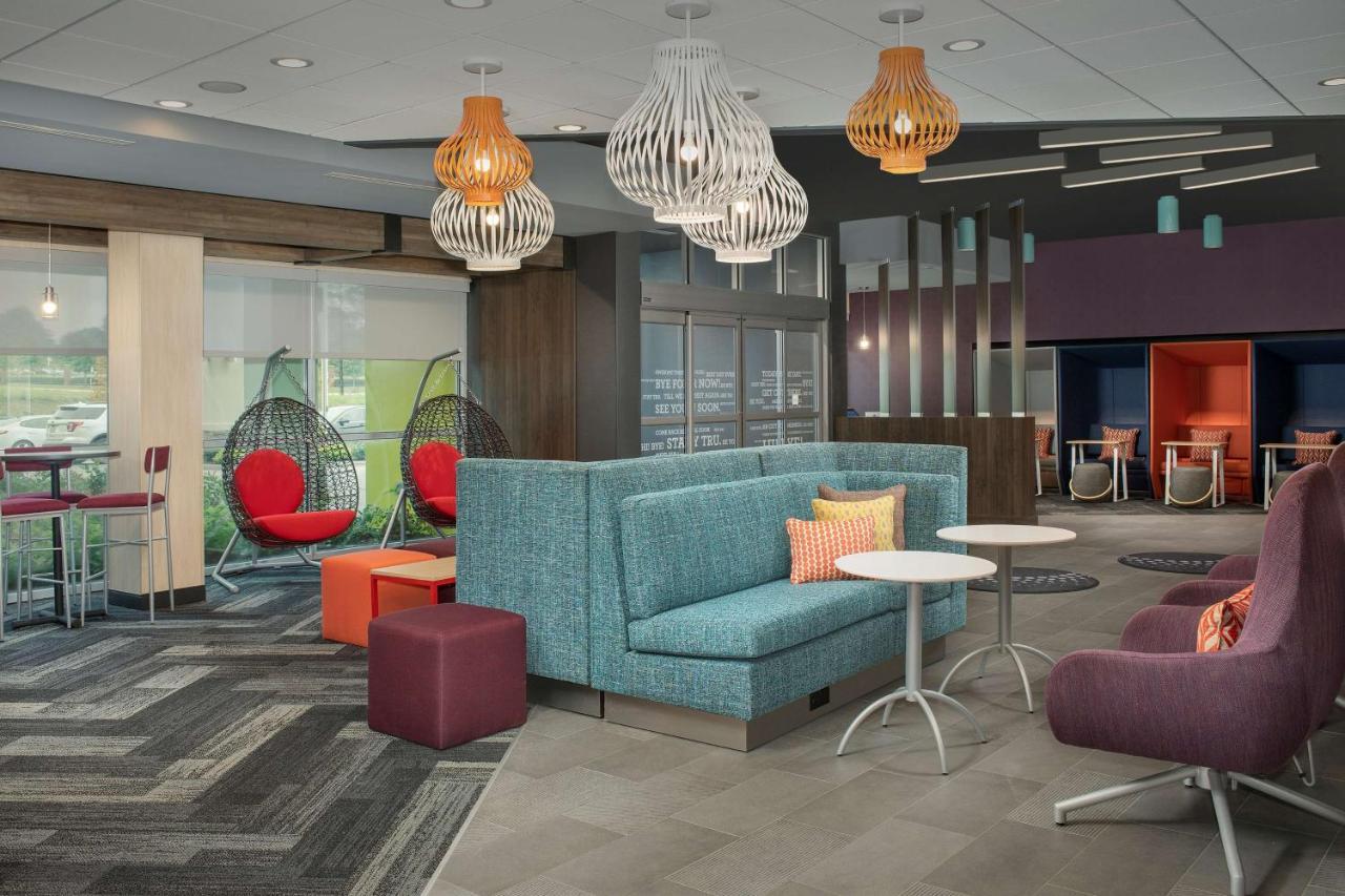 Tru By Hilton Airport Pointe Hotel 3*