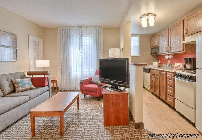 Towneplace Research Park Hotel