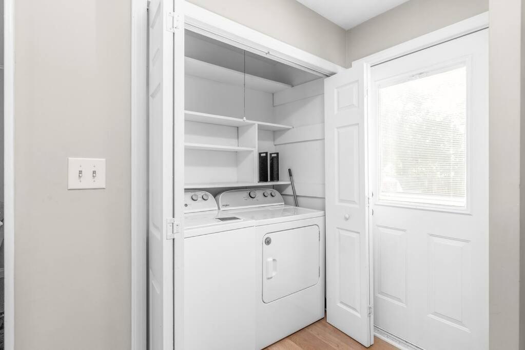 Spotless 4br Near Clt Uptown, Fast Wi-fi Charlotte