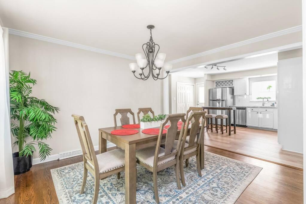 Apartment Spotless 4br Near Clt Uptown, Fast Wi-fi