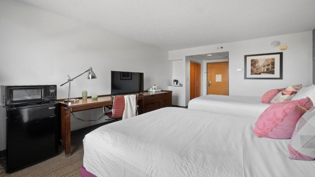 315 Loso Airport Aparthotel