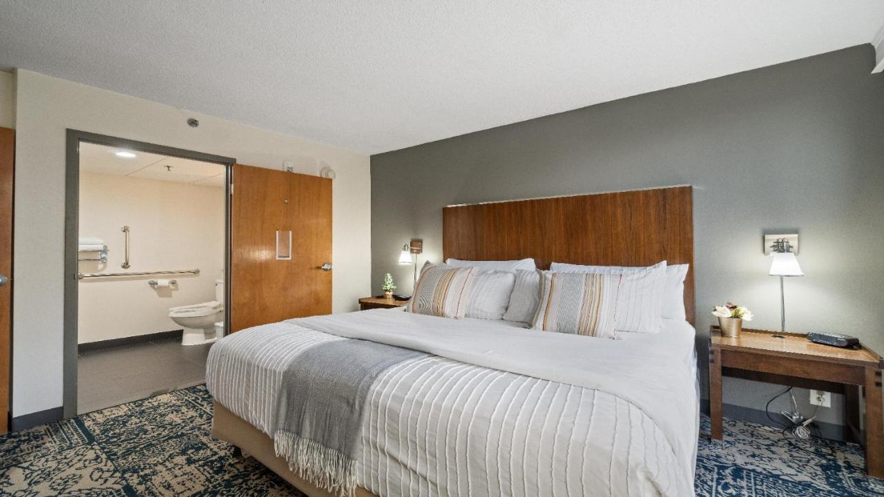 315 Loso Airport Aparthotel *