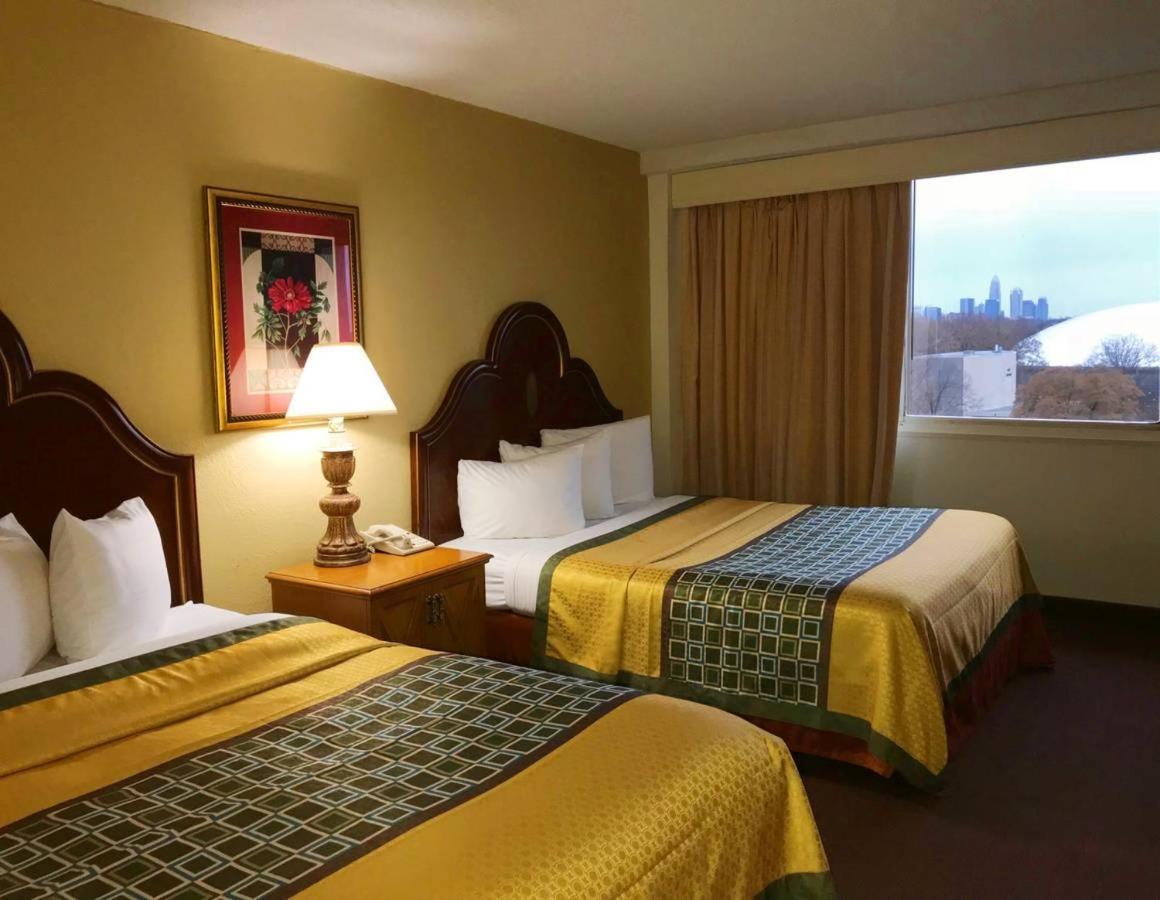Golden Hotel, Hotel 3*