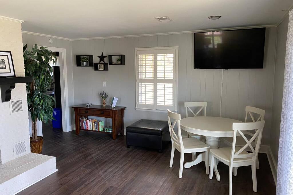 Holiday home Belmont Nc Riverfront 2-bedroom Garden