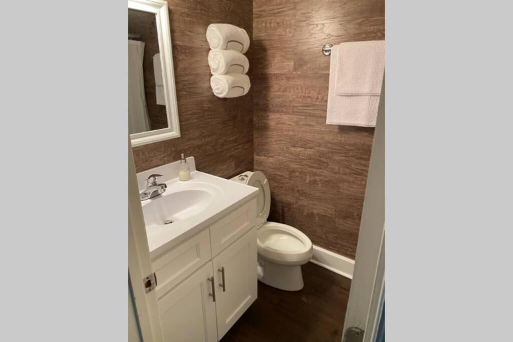 Holiday home Belmont Nc Riverfront 2-bedroom Garden