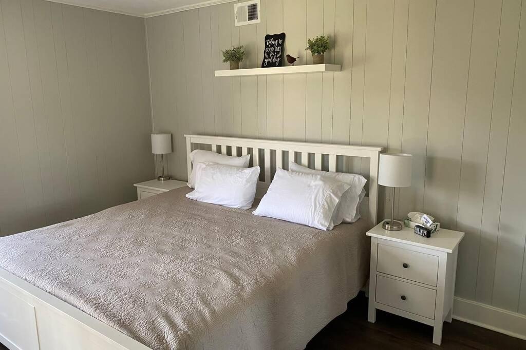 Belmont Nc Riverfront 2-bedroom Garden Charlotte