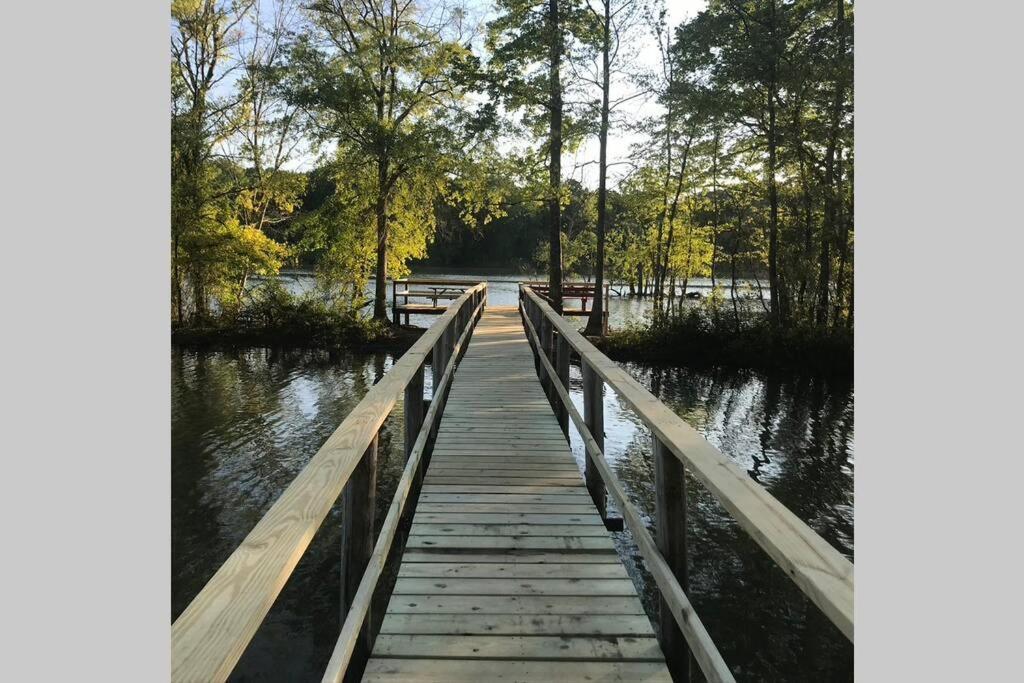 Belmont Nc Riverfront 2-bedroom Garden Holiday home
