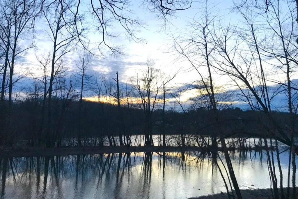 Belmont Nc Riverfront 2-bedroom Garden * Charlotte
