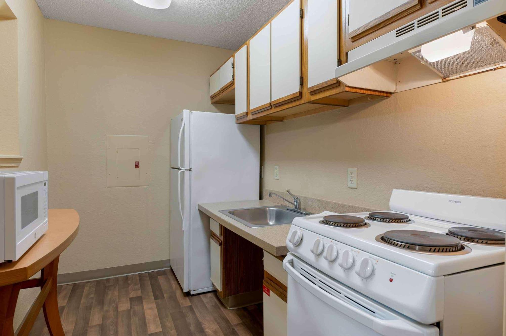 Extended America Select - - Tyvola Rd - Executive Park Hotel Charlotte
