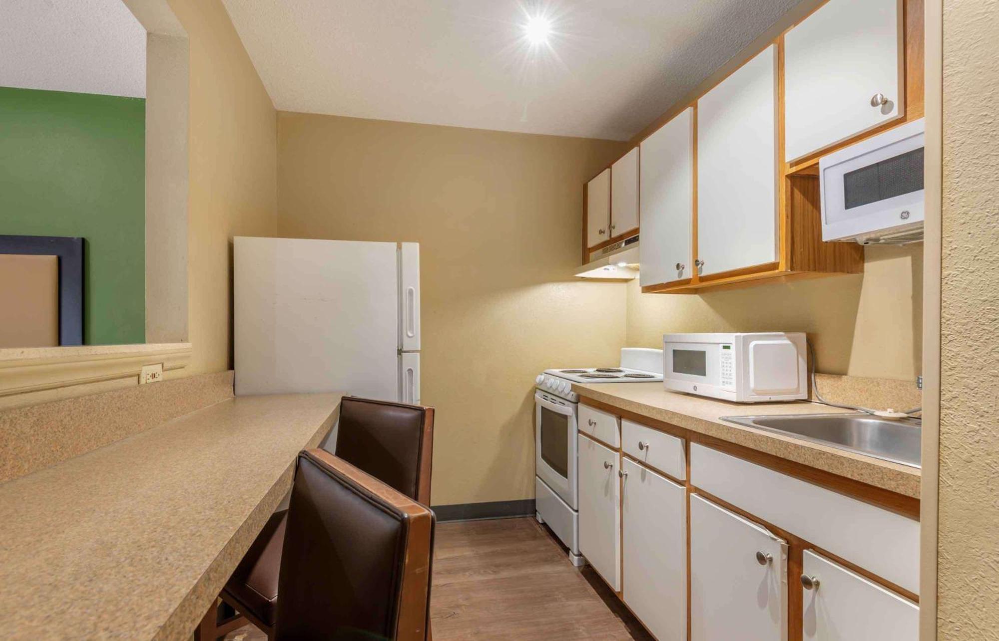 Extended America Select - - Tyvola Rd - Executive Park Hotel