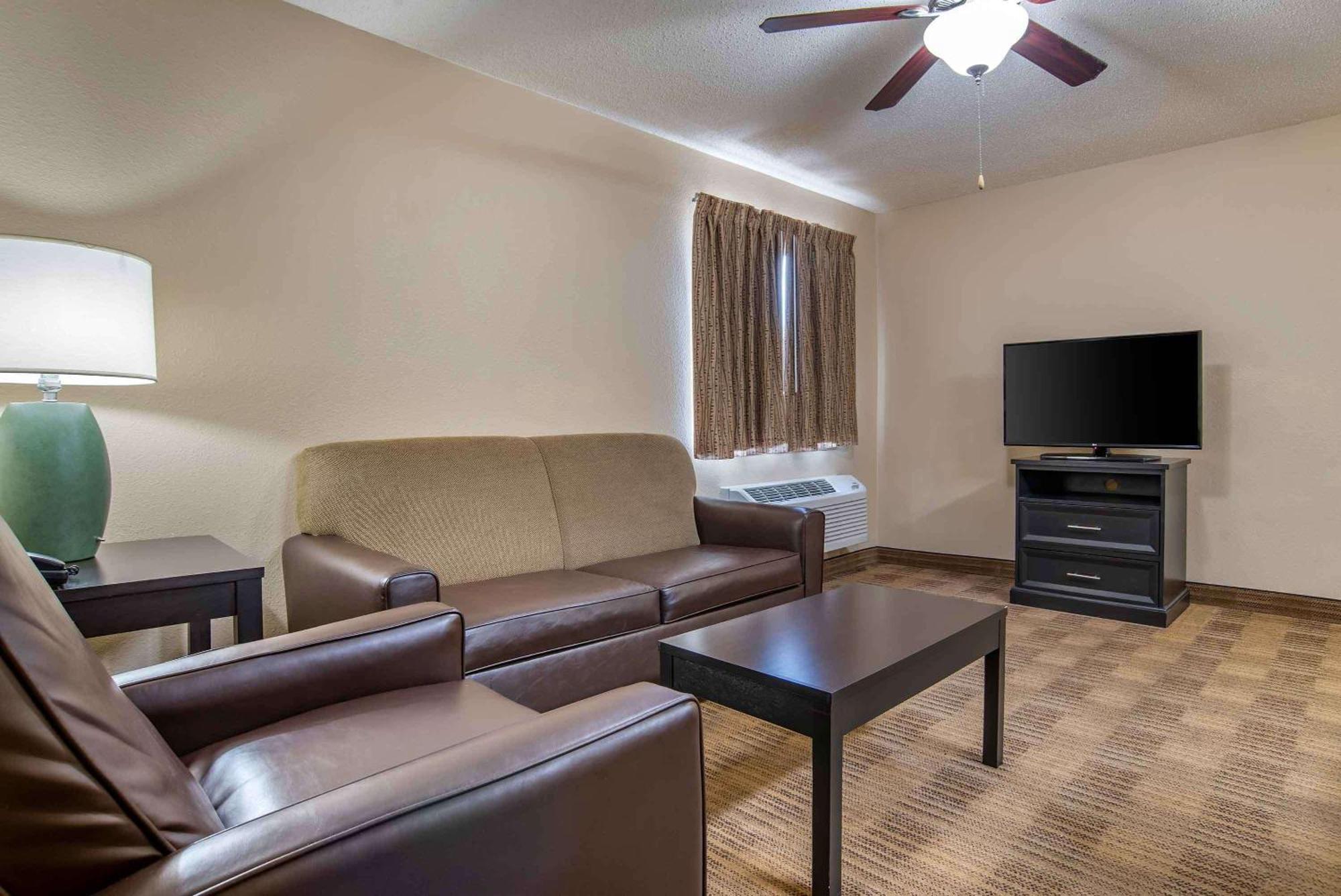 Extended America Select - - Tyvola Rd - Executive Park Charlotte