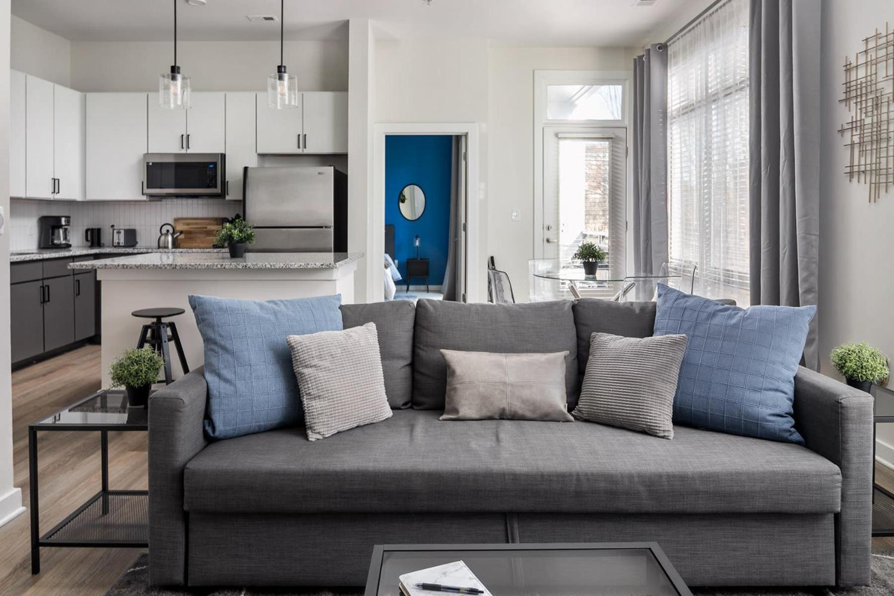 Apartment Spacious 2bd With Private Balcony And Free Parking Charlotte