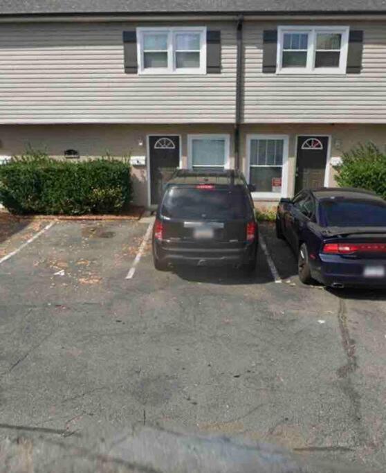 Apartment Good Vibe In The Heart Of Plaza/midwood Area *