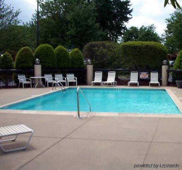 Hampton Place Hotel 3*