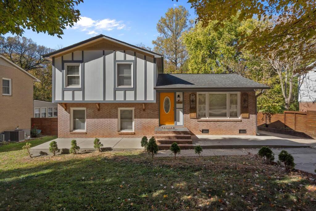 Luxury Retreat In Holiday home Charlotte