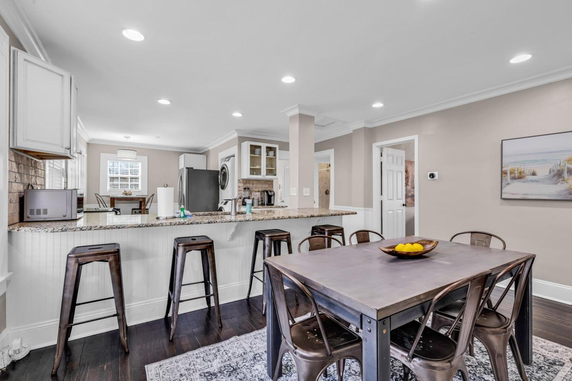 Bright And Modern Close To Everything