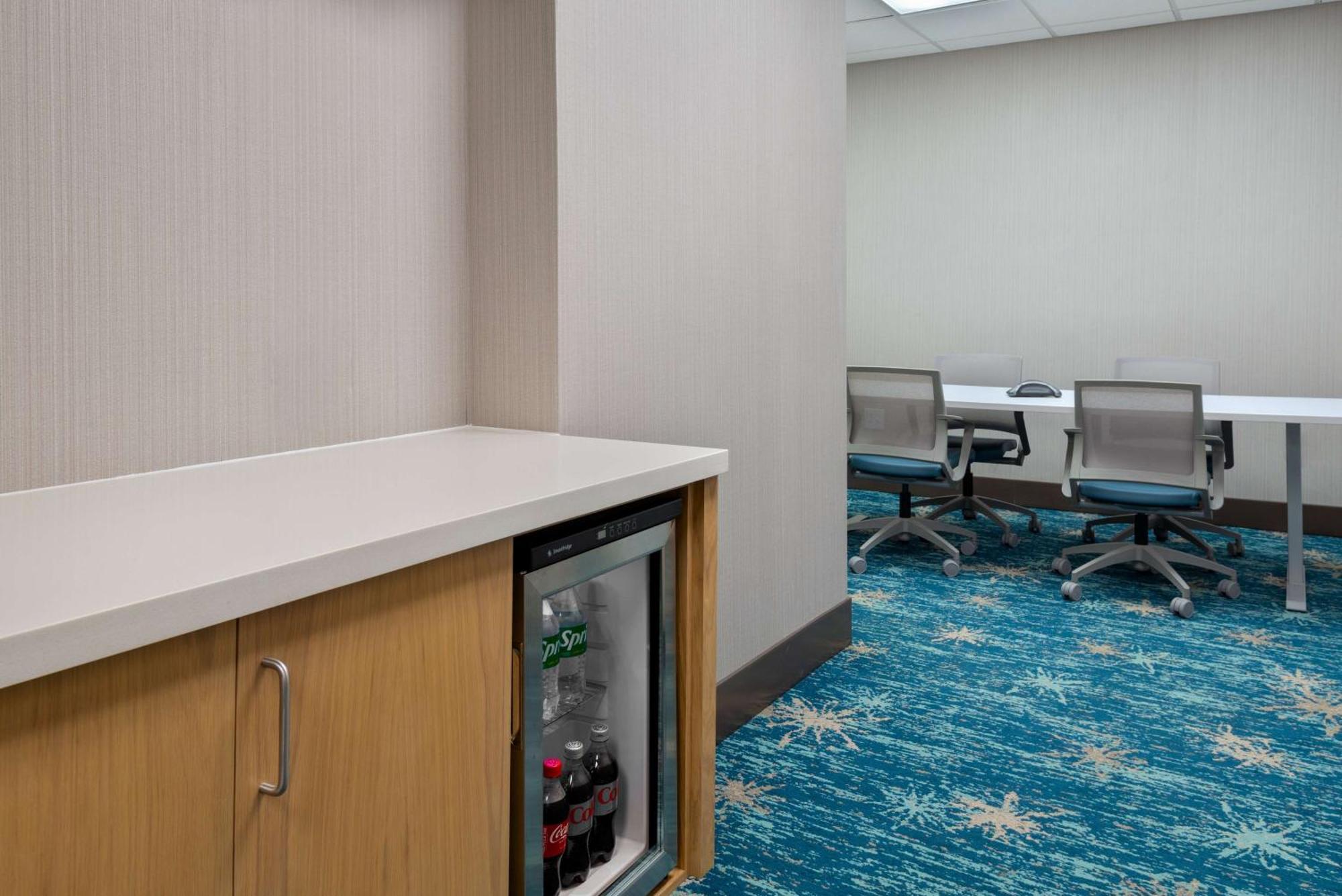 Hilton Garden Uptown