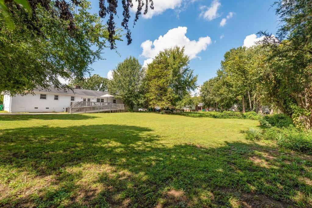 Holiday home Charming, Cozy Close To Uptown, Airport & Whitewater Center *