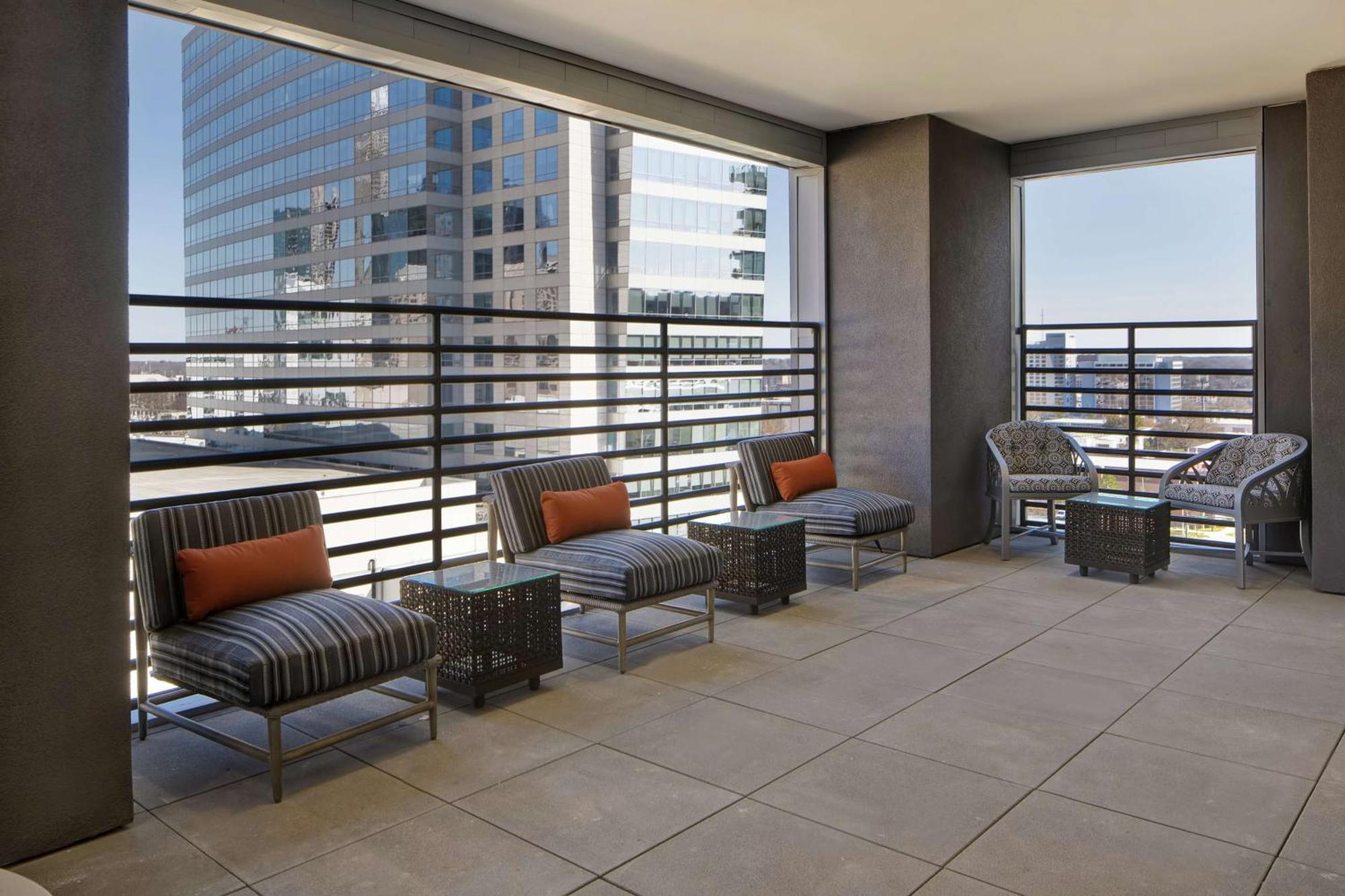 Home2 By Hilton Uptown Charlotte