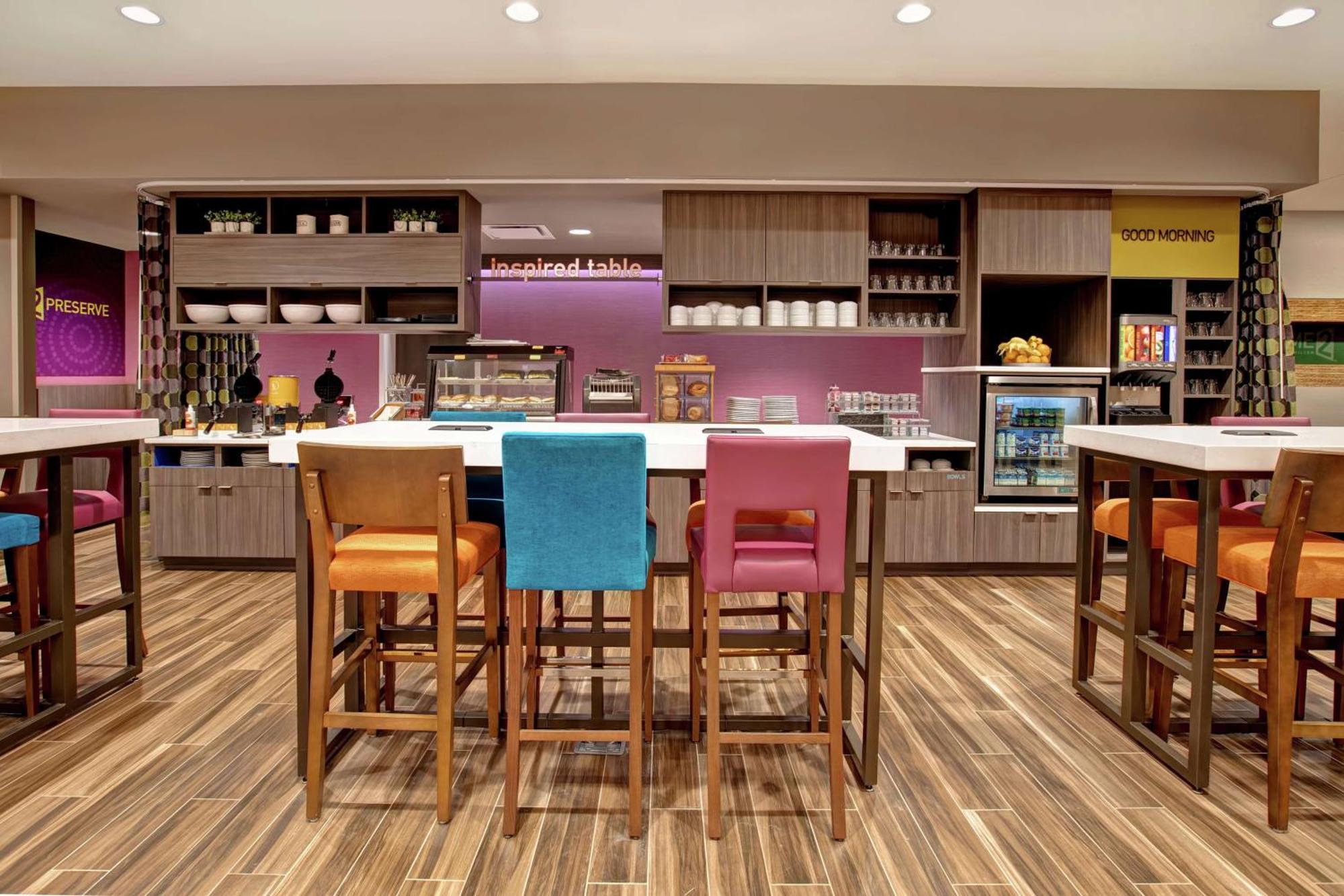 Hotel Home2 By Hilton Uptown 3*