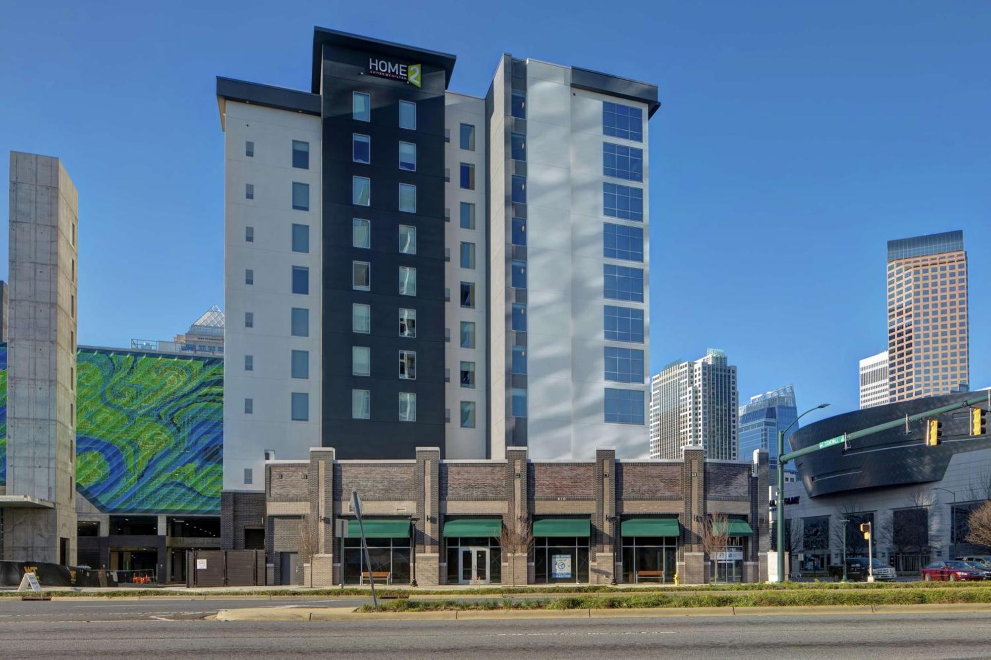 Home2 By Hilton Uptown 3*