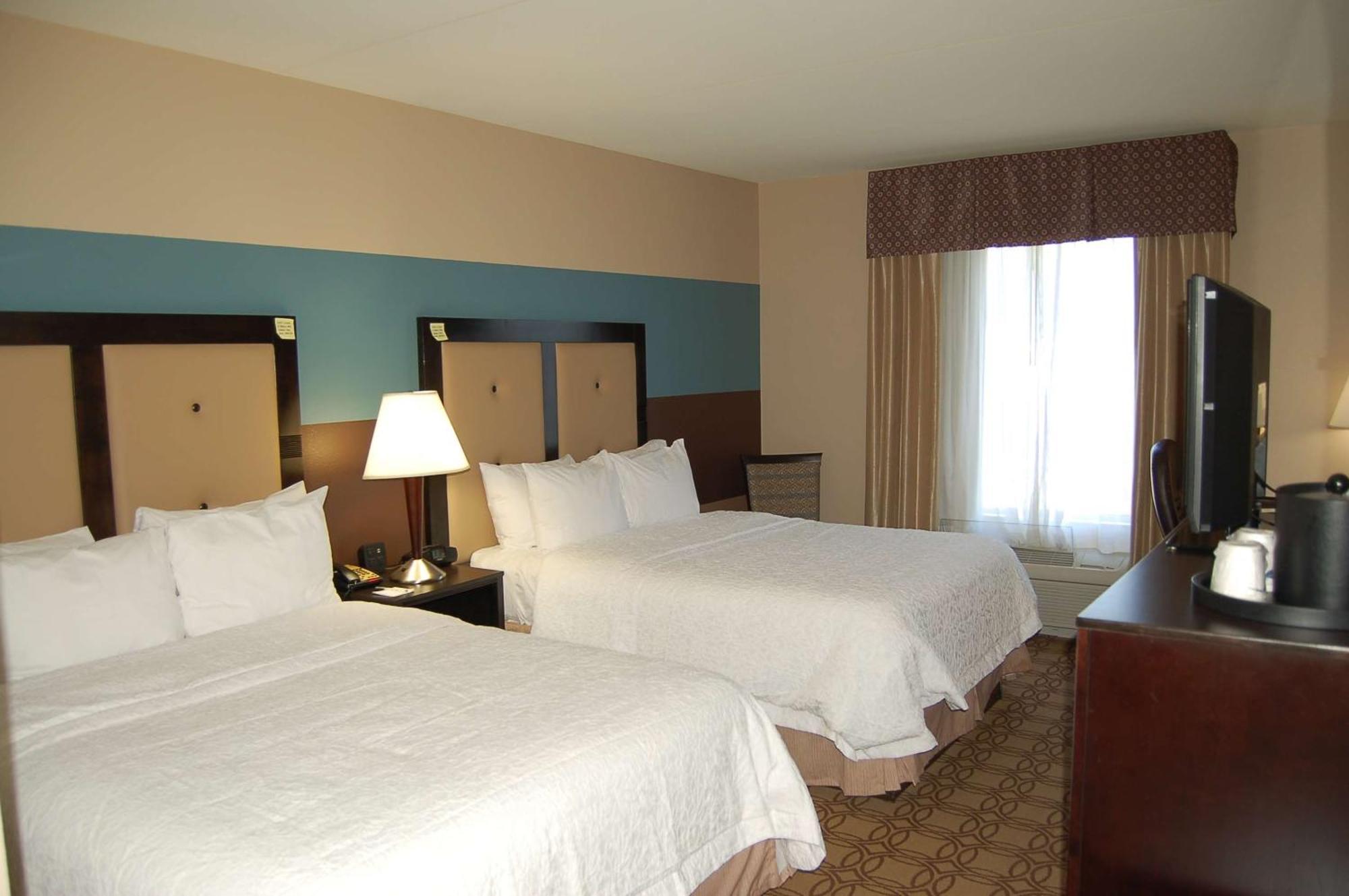 Hampton & Charlotte-airport Hotel 3*