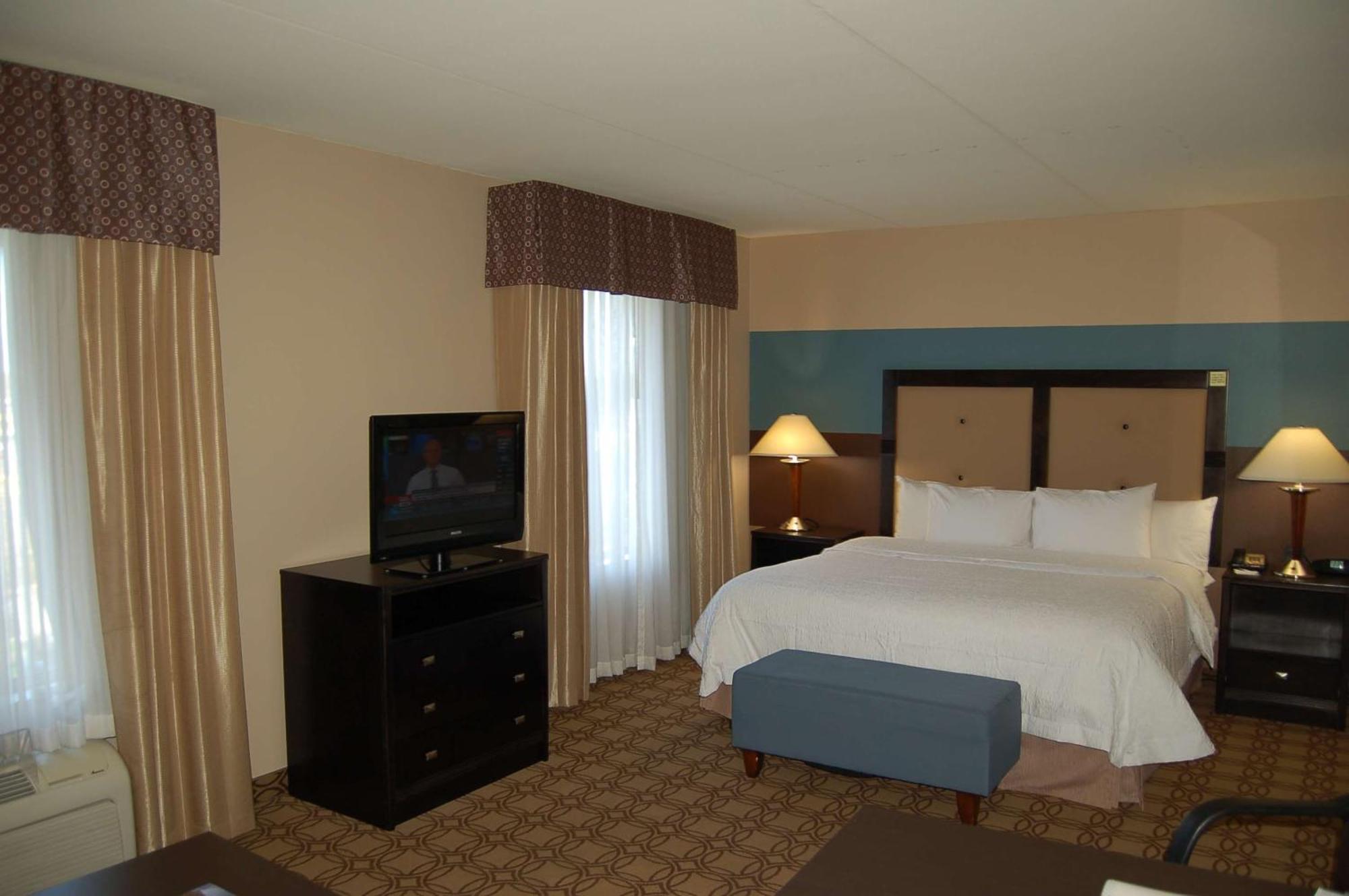 Hampton & Charlotte-airport 3* Charlotte