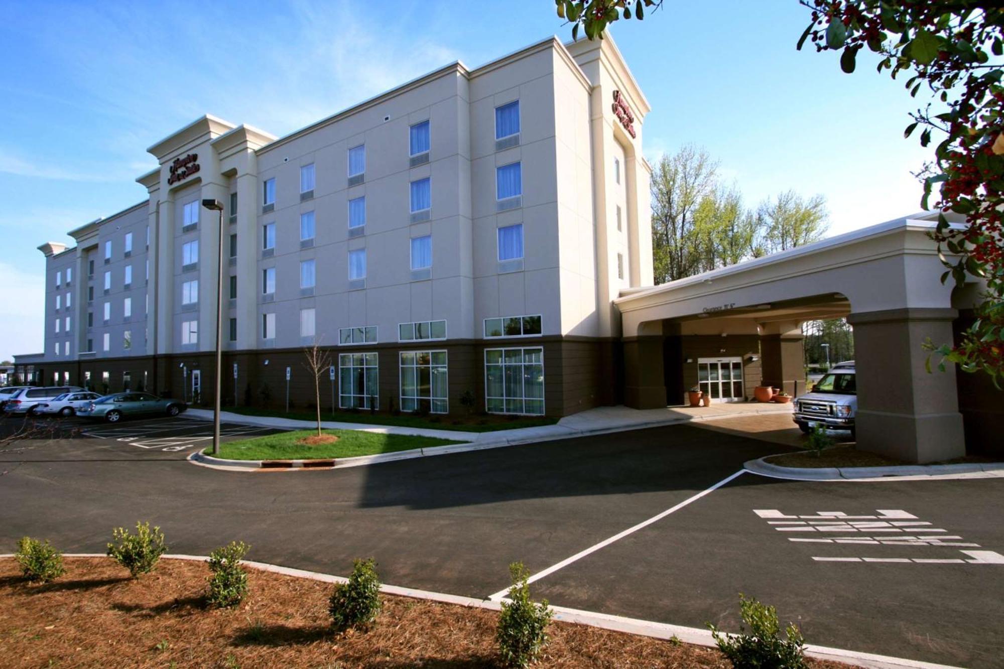 Hotel Hampton & Charlotte-airport