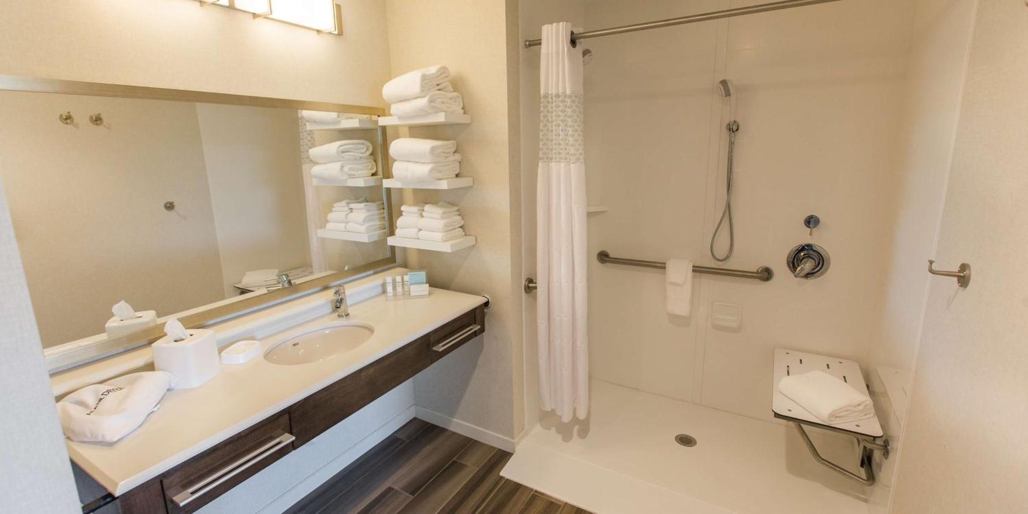 Hampton & Charlotte/ballantyne, Nc Hotel