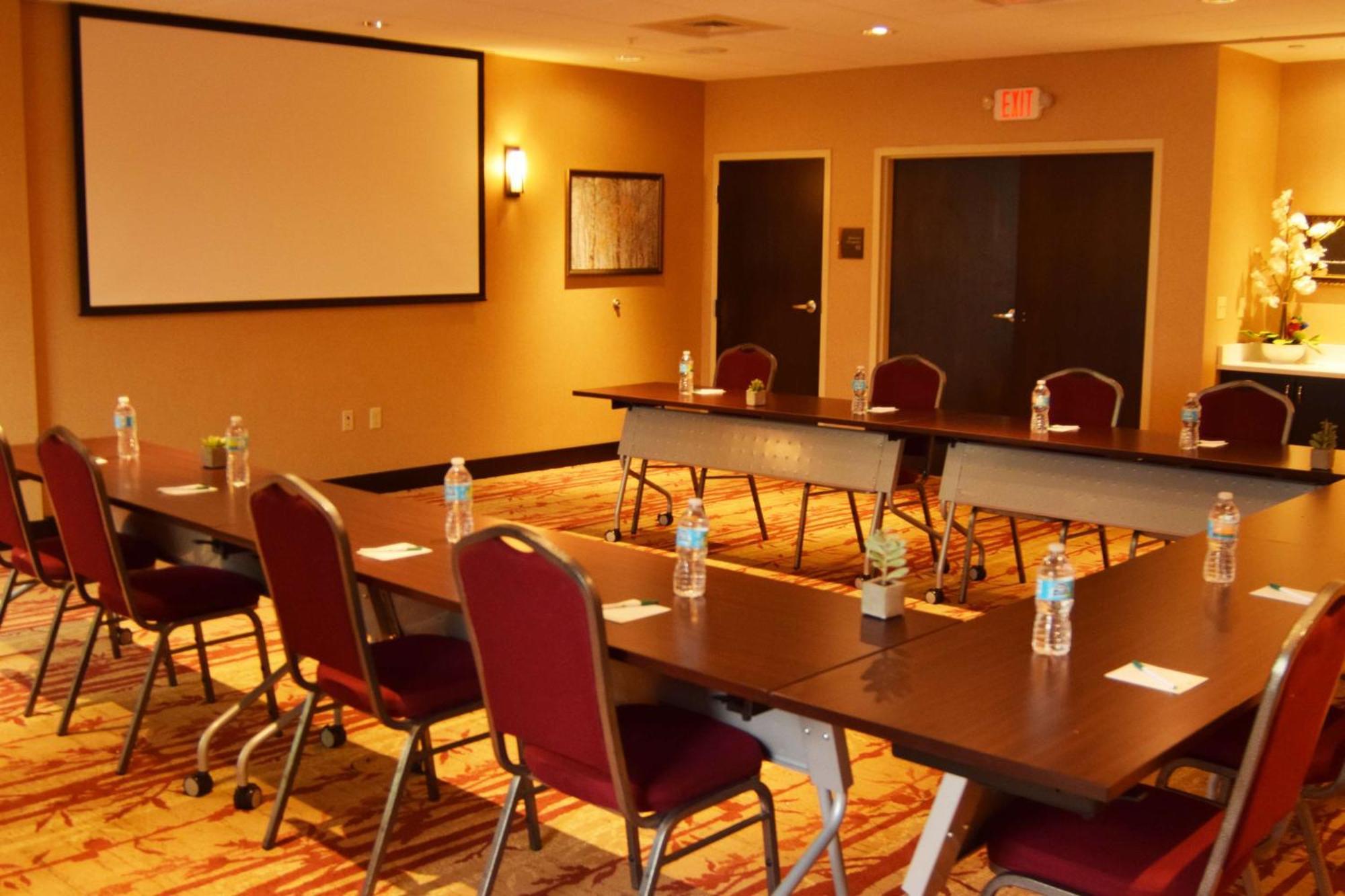 Homewood By Hilton Ballantyne, Nc 3*