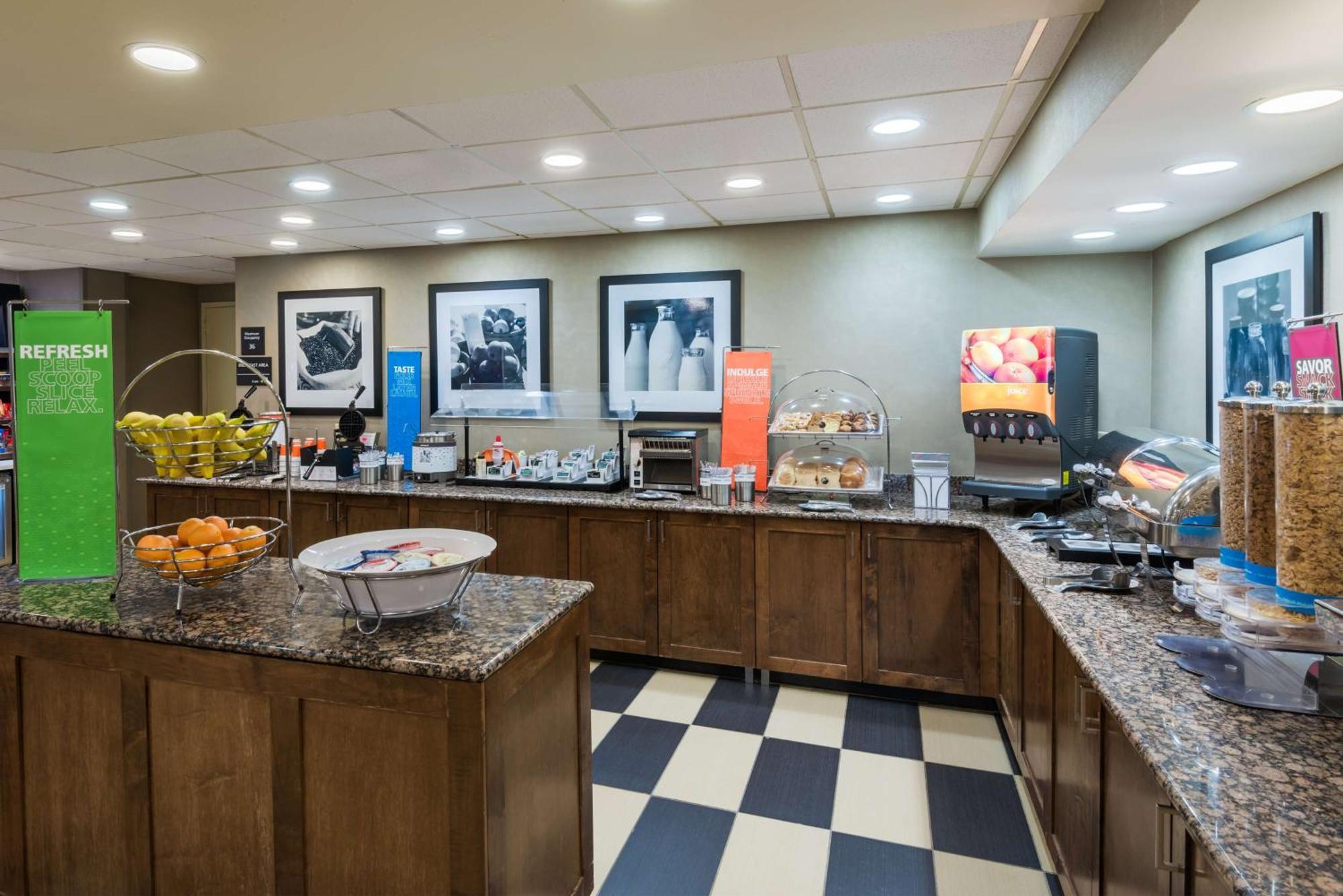 Hotel Hampton Place 3*