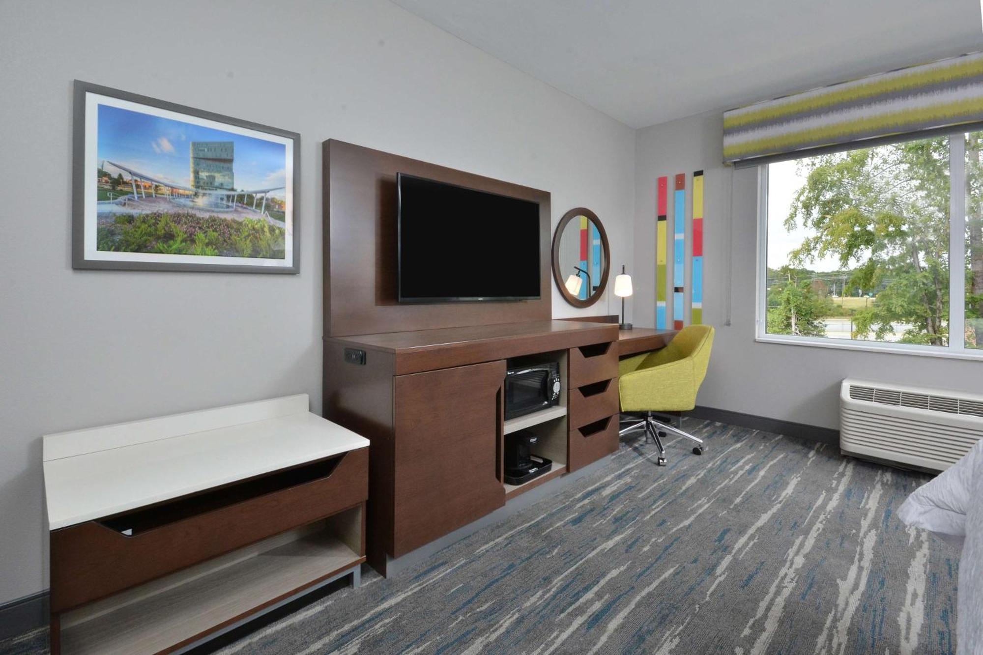 Hampton & North I 485 Hotel Charlotte