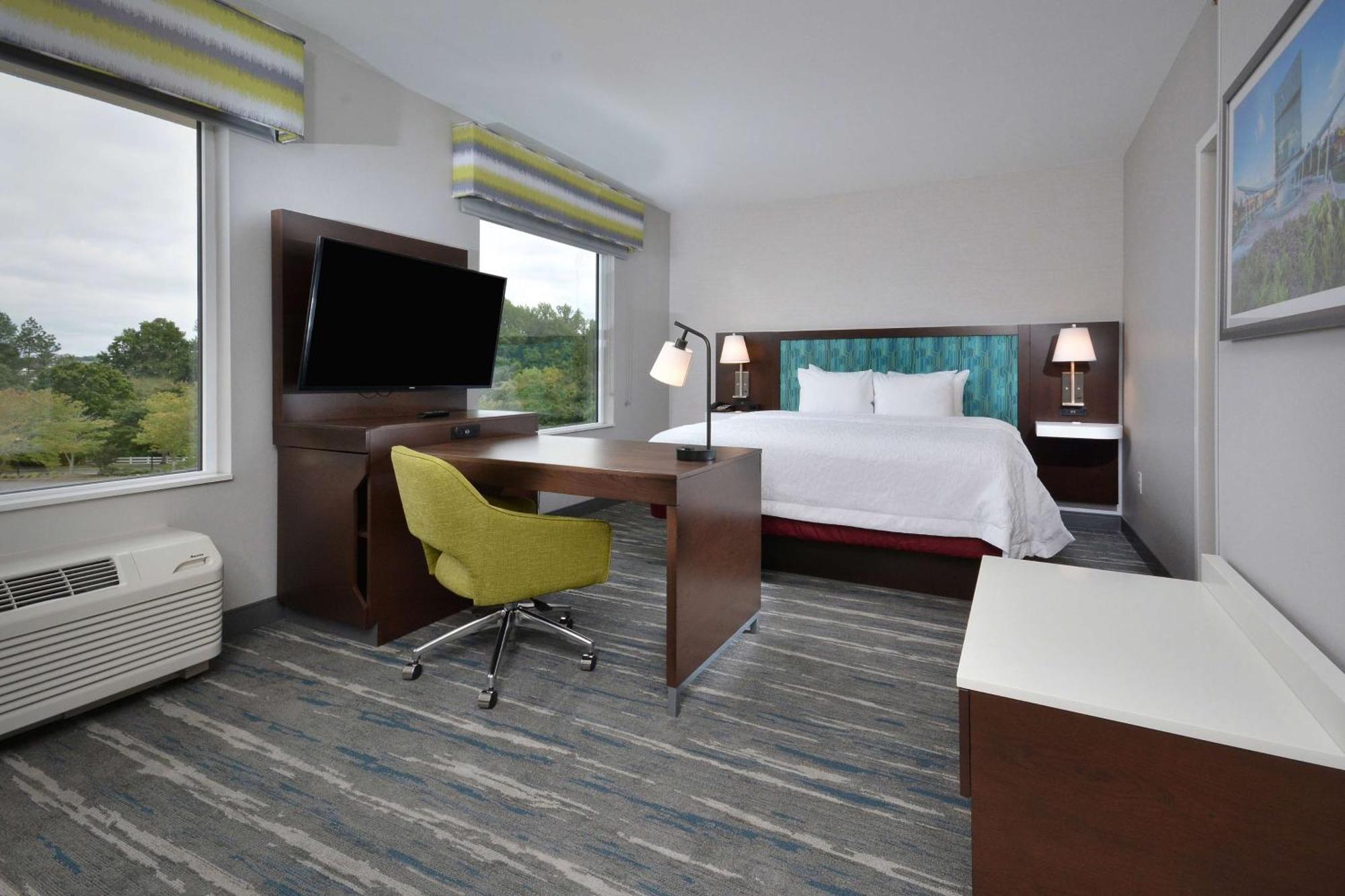Hampton & North I 485 Hotel Charlotte