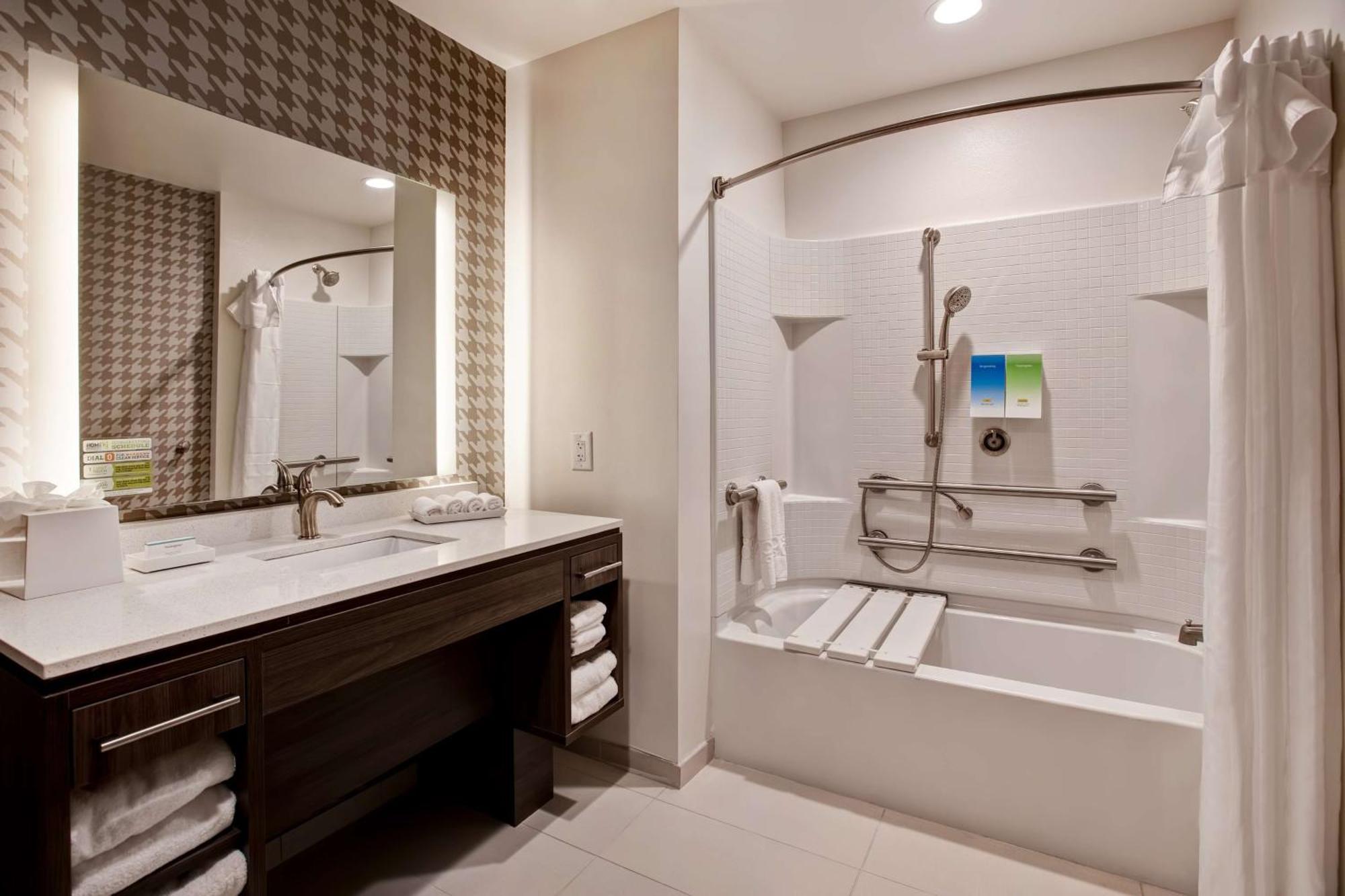Home2 By Hilton Northlake Hotel